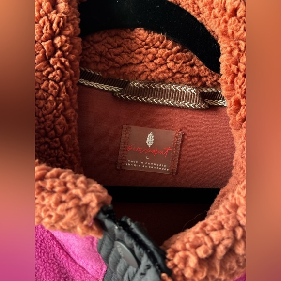 FP Movement Fall To Rise Fleece Quarter Snap brown and pink - Picture 4 of 6